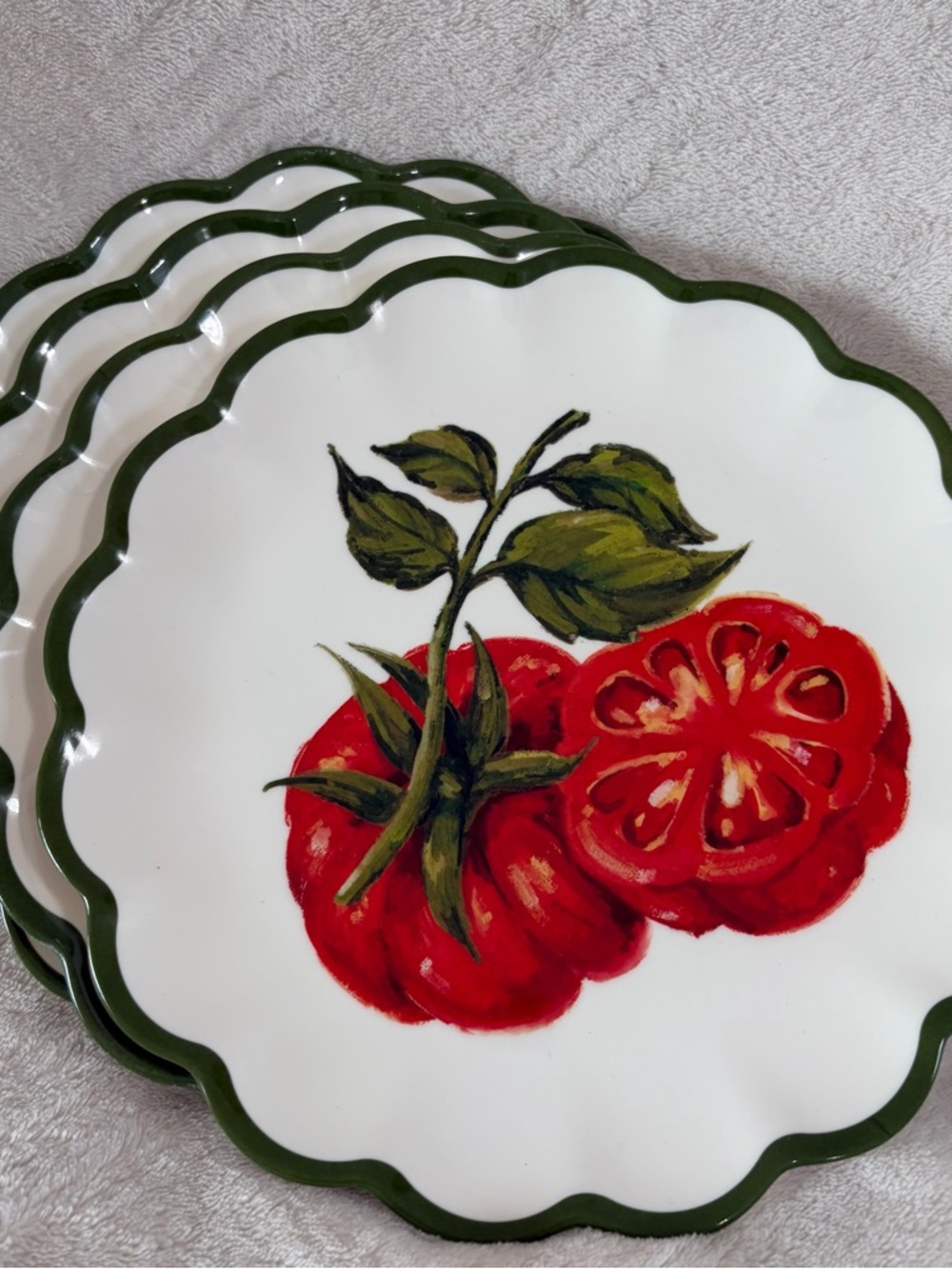 NWT House & Garden Tomatoes Melamine 12 PC Scalloped Dinnerware Set - Picture 6 of 9